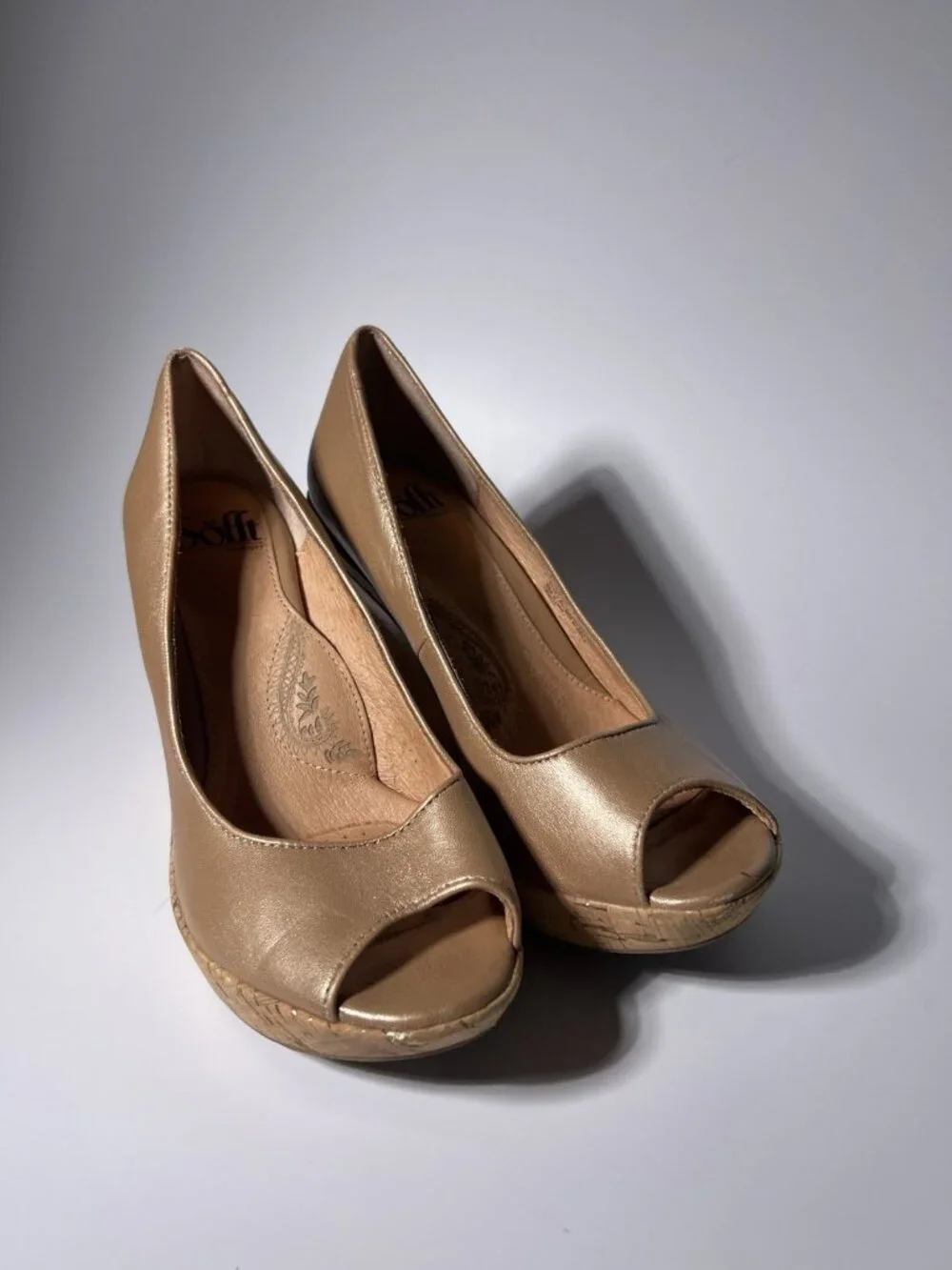 Sofft Olivia Bronze Leather Peep Toe Cork Wedge Pumps Women’s Size 7M